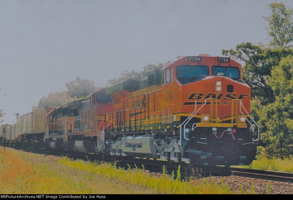 BNSF 7794 West